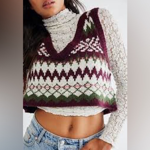 Free People Sweaters - Free People Lovestruck Cropped Knit Sweater